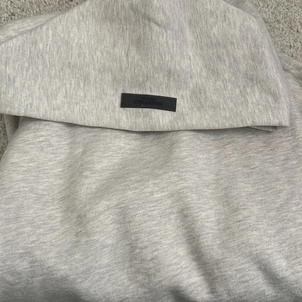 Essentials!! Oatmeal grey! - Picture 2 of 2